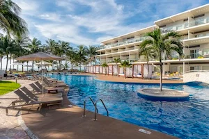 https://www.palmarbeachresortandspa.com.mx/galleries/Pools/PBRM-Áreas-28.webp